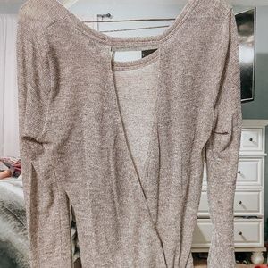 BEYOND YOGA  TOP- LONG SLEEVE WITH OPEN BACK